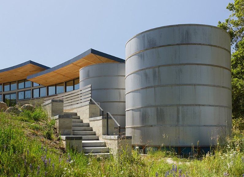 Water tank