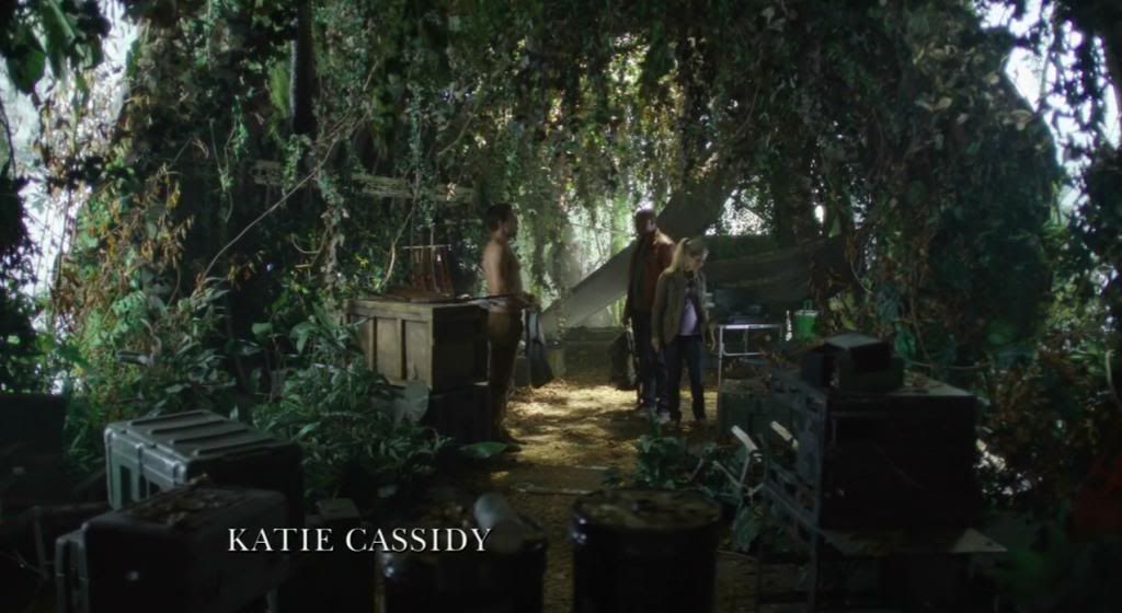 Arrow2x01CiudaddeHeroresbyallps2mkv_0002