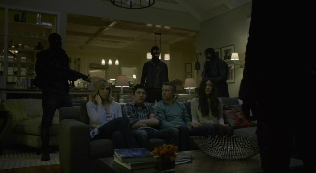 Rehenes1x01Pilotobyallps2mkv_000034120_z