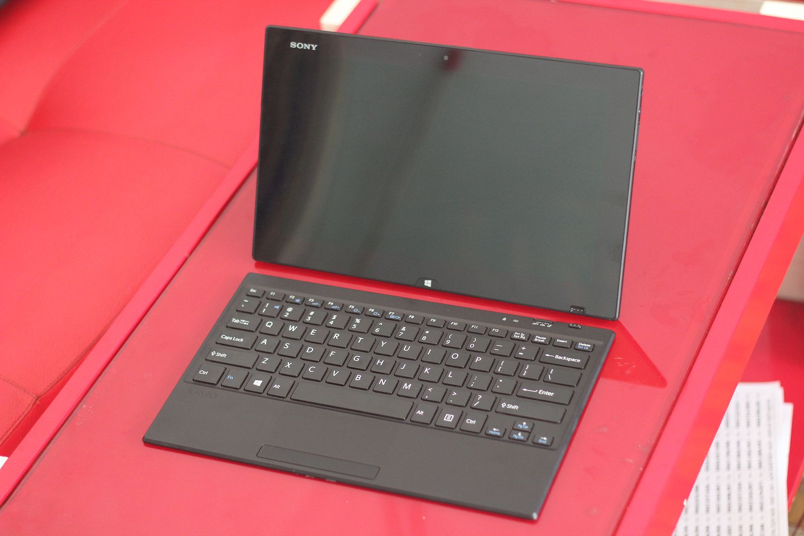 Vaio Tap 12 vừa máy tính bảng vừa laptop fullbox - 3